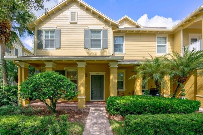 Building Photo - 158 W Thatch Palm Cir