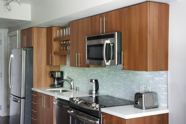 Photo - 10333 Main St Unit FL4-ID837