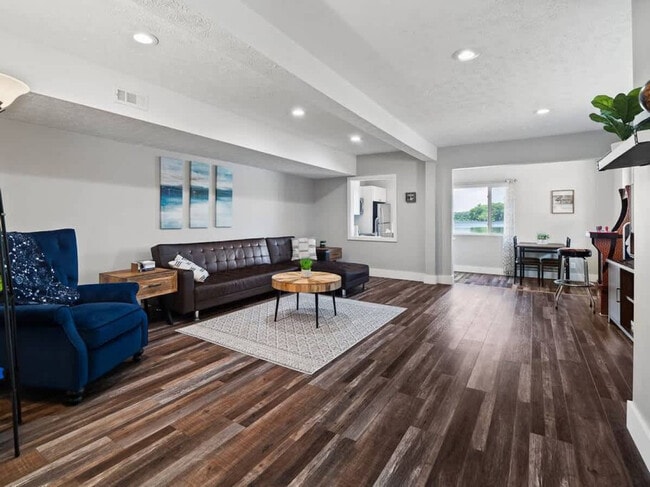 Photo - 829 Portage Lakes Drive Unit SI ID1496076P