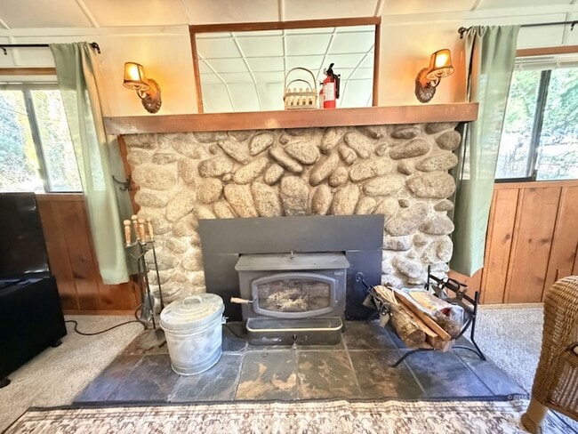 Photo - 54059 Montgomery