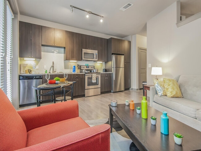 Photo - 1915 Canterbury St Unit SI ID1359154P