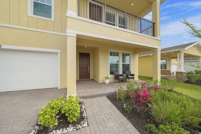 Photo - 715 Veridian Cir NW