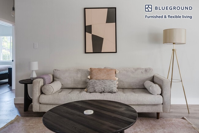 Photo - 1772 Eisenhower St Unit FL0-ID1686