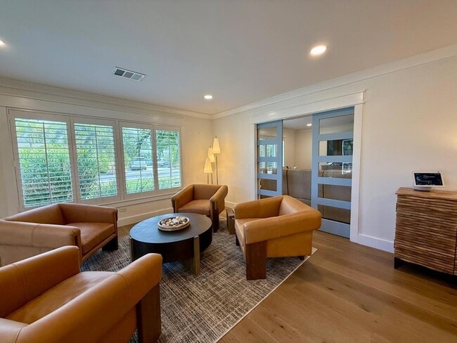 Photo - 1833 Pandora Dr