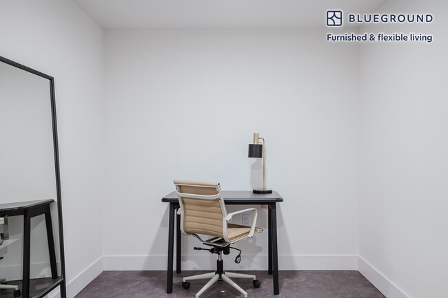 Photo - 622 Rainier Ave S Unit FL7-ID794