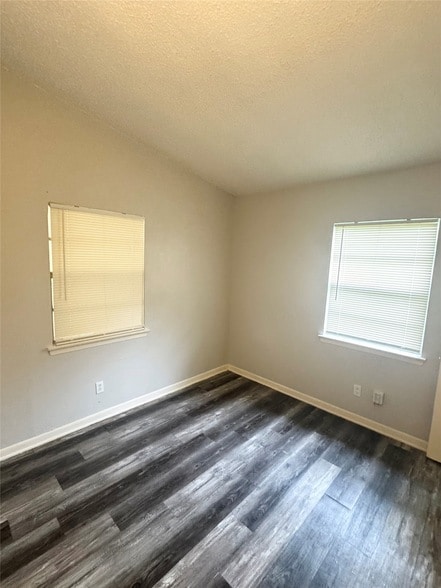 Photo - 1218 Gate Ln Dr