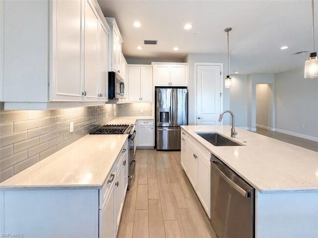 Photo - 2549 Seychelles Dr