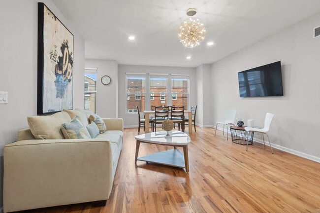 Photo - 84 Logan Ave Unit SI FL2-ID1550138P