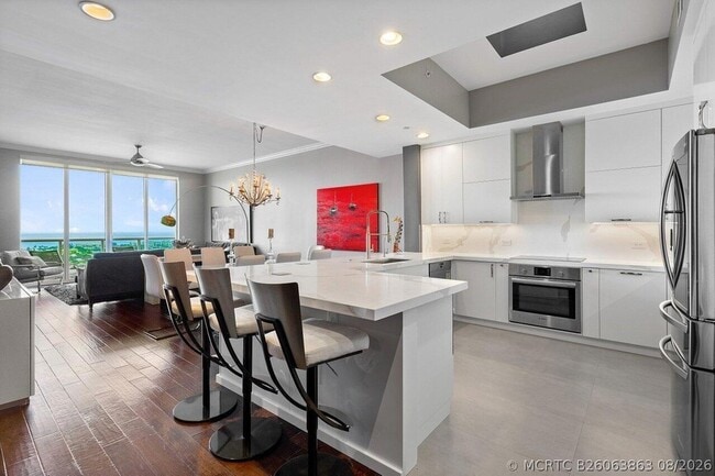 Photo - 2640 Lake Shore Dr Unit 2609