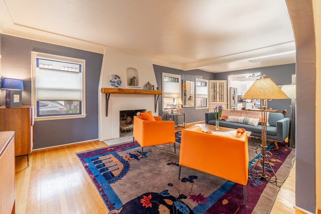 Building Photo - 622 Manor Dr Unit SI ID1531660P