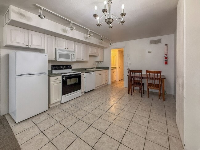 Photo - 3674 S State St