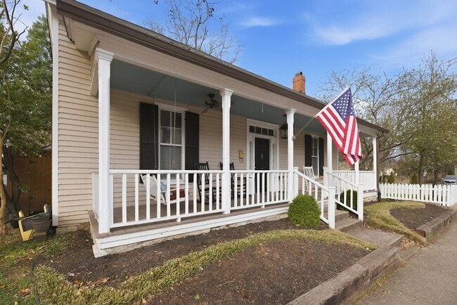 Photo - 117 7th Ave N