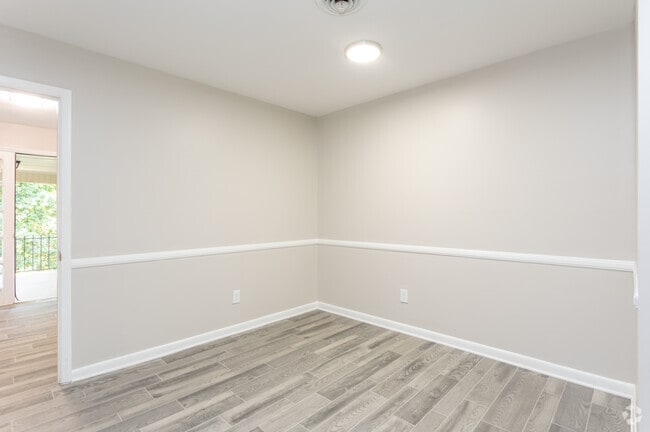 Dining Space - Carolina Pines