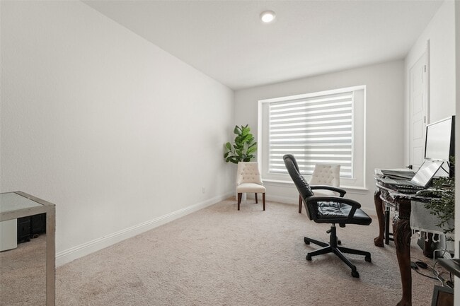 Photo - 2820 Shadybrook Dr