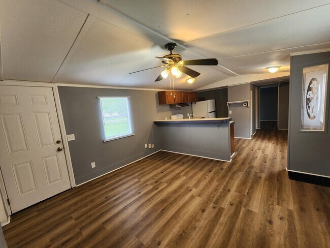 Photo - 2533 Murfreesboro Hwy