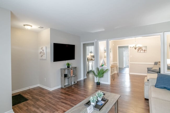 Photo - 850 Forestwood Dr Unit ID1043686P