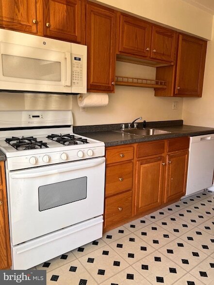 Photo - 329 Shawmont Ave Unit 1E6-329 F