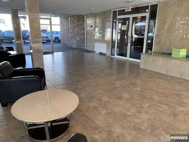 Photo - 275 Hoym St Unit 3A