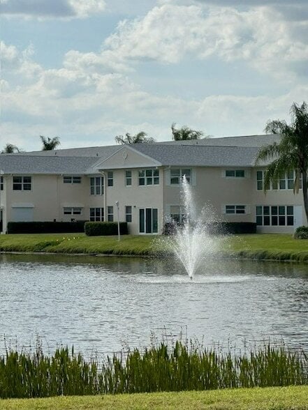 Photo - 740 Lake Orchid Cir Unit 109