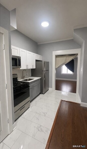 Building Photo - 148 Rosette St Unit 1F