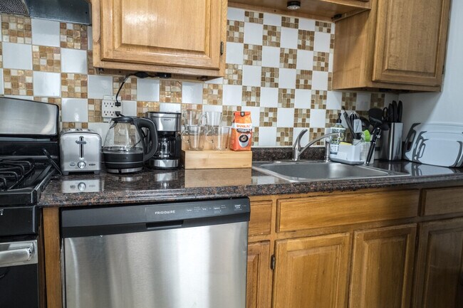 Photo - 222 E 104th St Unit SI FL1-ID1031994P