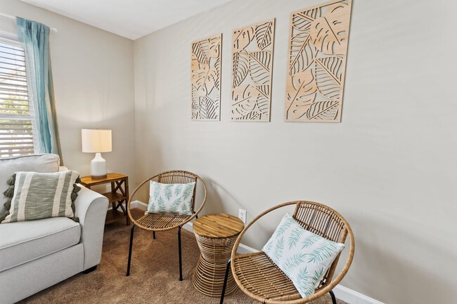 Photo - 131 N Vermont Ave Unit ID1309003P