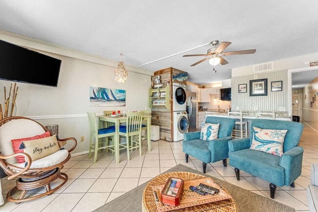 Photo - 8743 Thomas Dr Unit SI ID1355030P