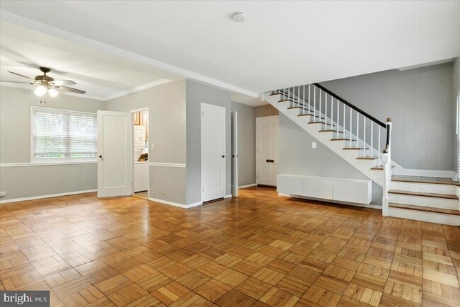 Photo - 1006 Valley Dr