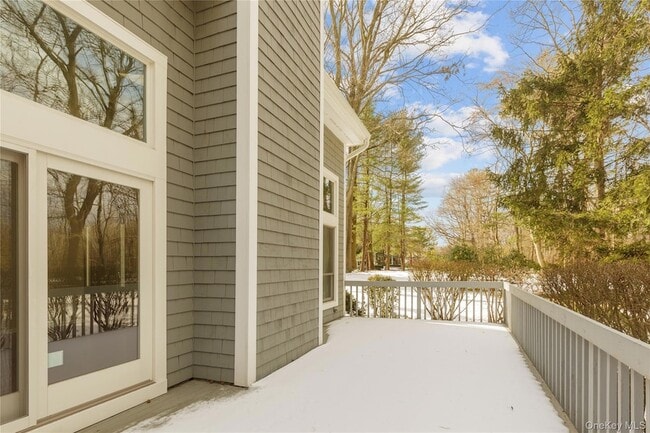 Photo - 1 Tiffany Cir