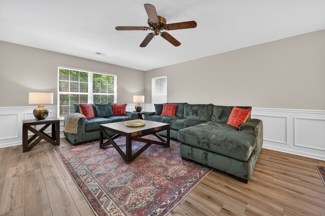 Building Photo - 641 Blue Stem Dr Unit SI ID1521721P