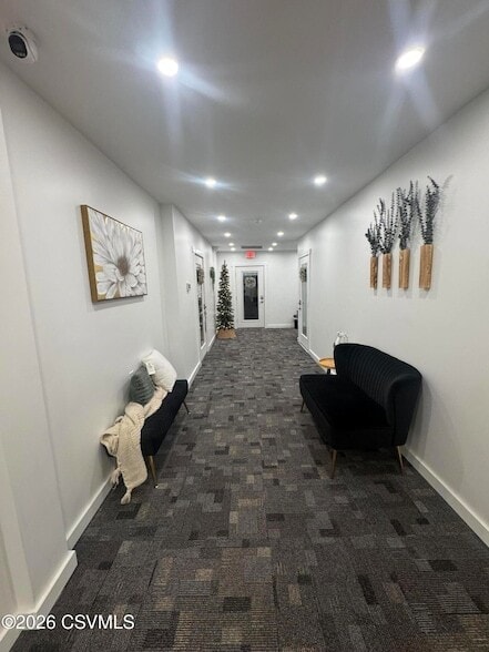 Photo - 17 Bound Ave