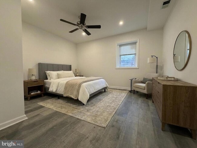 Photo - 45 E High St Unit B