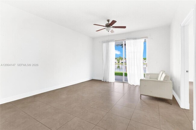 Photo - 10730 NW 66th St Unit 113