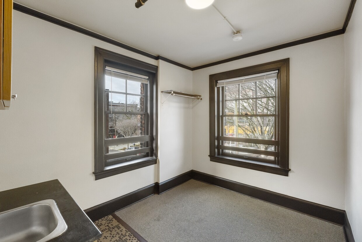 Floor Plan - Studio 1 Bath