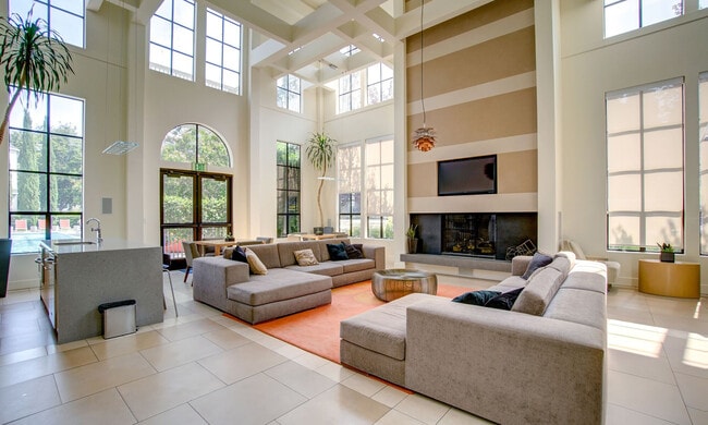 Photo - Mansion Grove