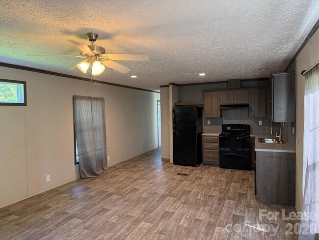 Photo - 115 Kimberly Cir