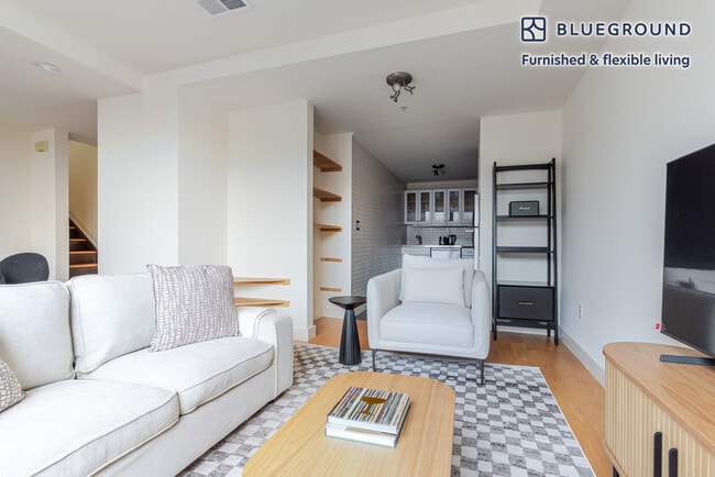 Photo - 222 Montgomery St