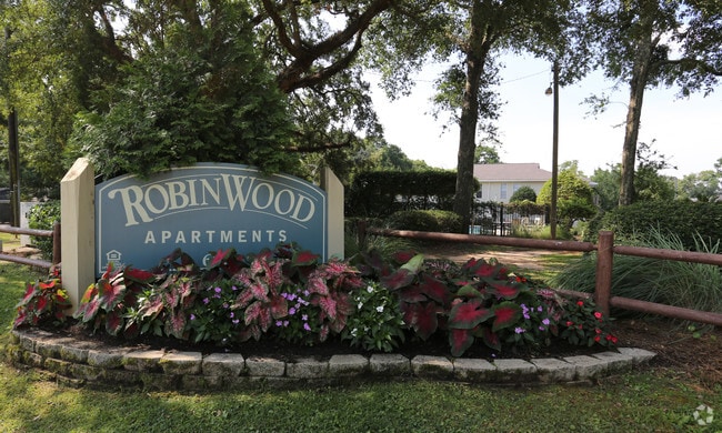 Building Photo - Robinwood
