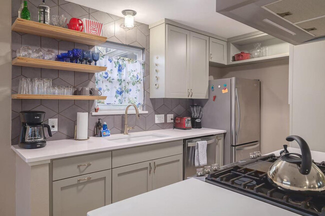 Photo - 2906 Westhill Dr Unit ID1054224P