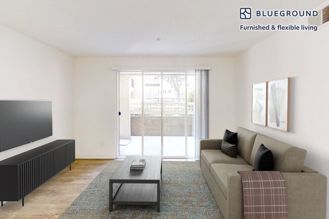 Building Photo - 1257 Lakeside Dr Unit SI FL1-ID11058A