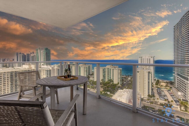 Building Photo - 4010 S Ocean Dr Unit ID1227204P