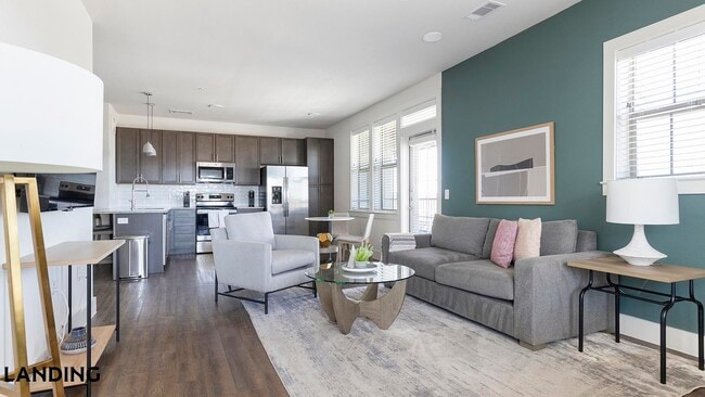 Building Photo - 20915 Wilderness Oak Unit 3402
