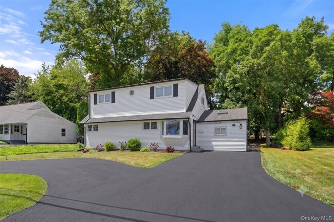 Photo - 18 Jean Ln