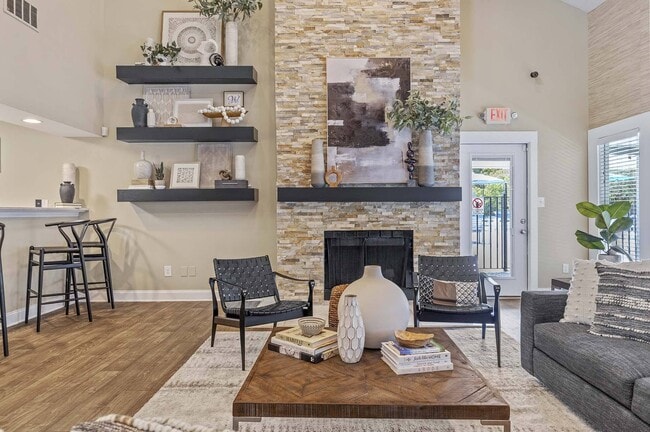 Photo - Willow Trail Apartments