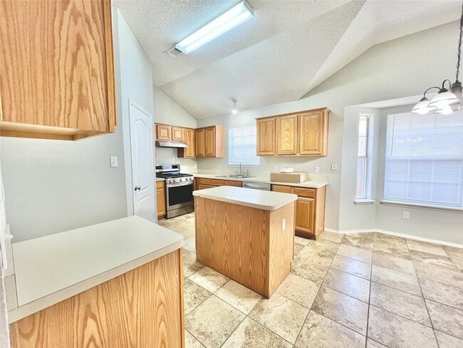 Photo - 2210 Green Mere Dr