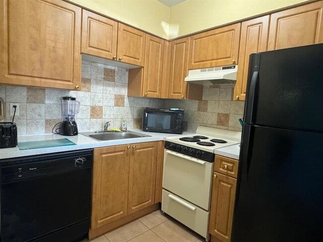 Photo - 2607 NE 8th Ave Unit 3