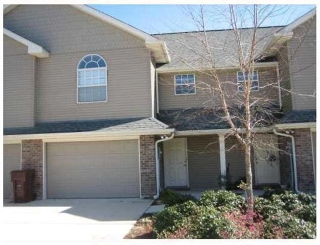 Photo - 103 Perryl Ln