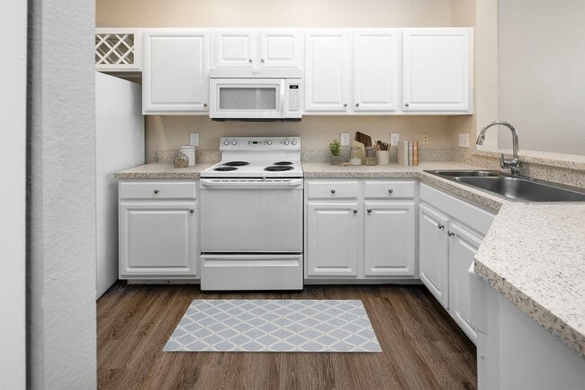 Photo - Henley Tampa Palms