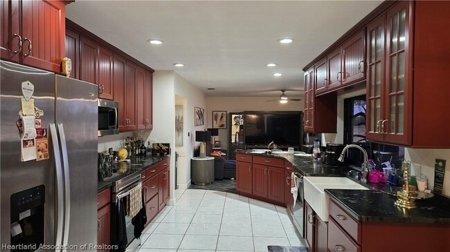 Photo - 120 Sheppard Rd NW