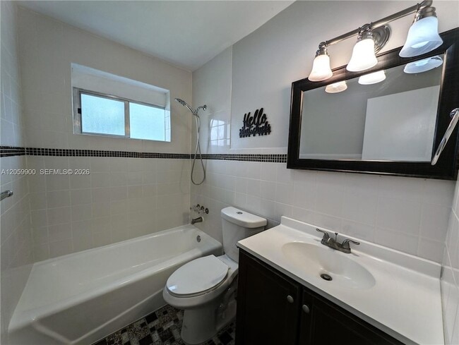 Photo - 5821 NW 12th Ct